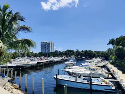 River Cove Marina