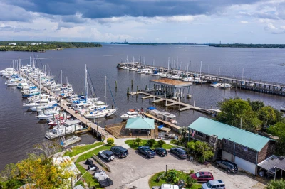 Seafarers Marina