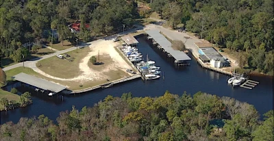 Yankeetown Marina